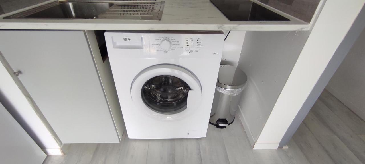 Studio 26M2 Centre Ville Renove Avec Parking Prive La Grande-Motte Zewnętrze zdjęcie