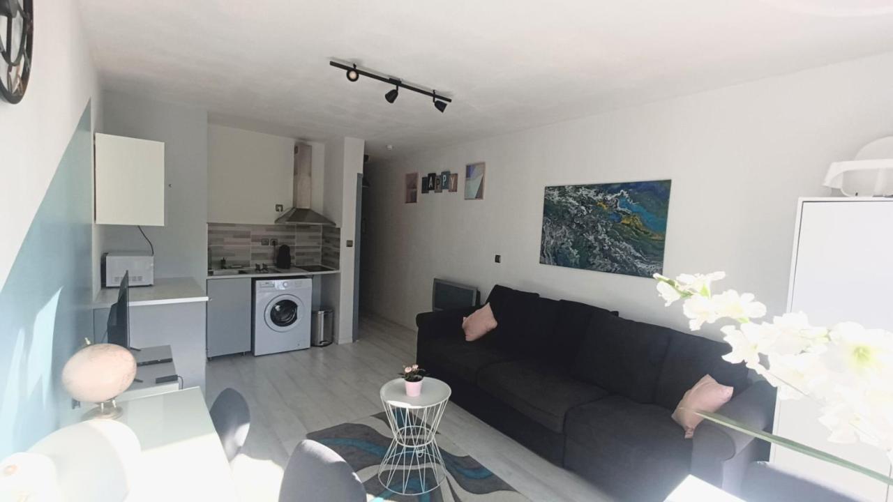 Studio 26M2 Centre Ville Renove Avec Parking Prive La Grande-Motte Zewnętrze zdjęcie